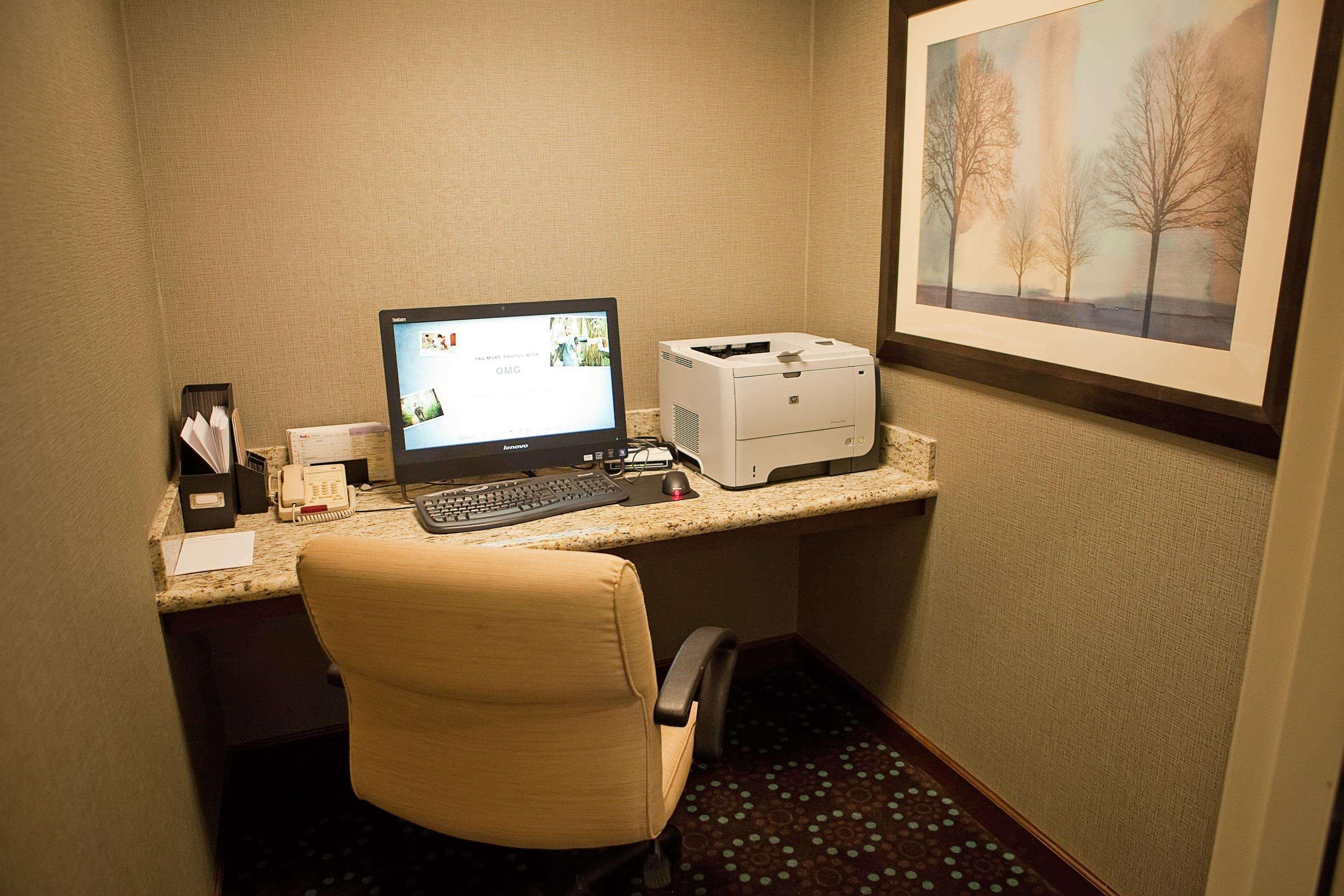 Hampton Inn Colby Exteriér fotografie
