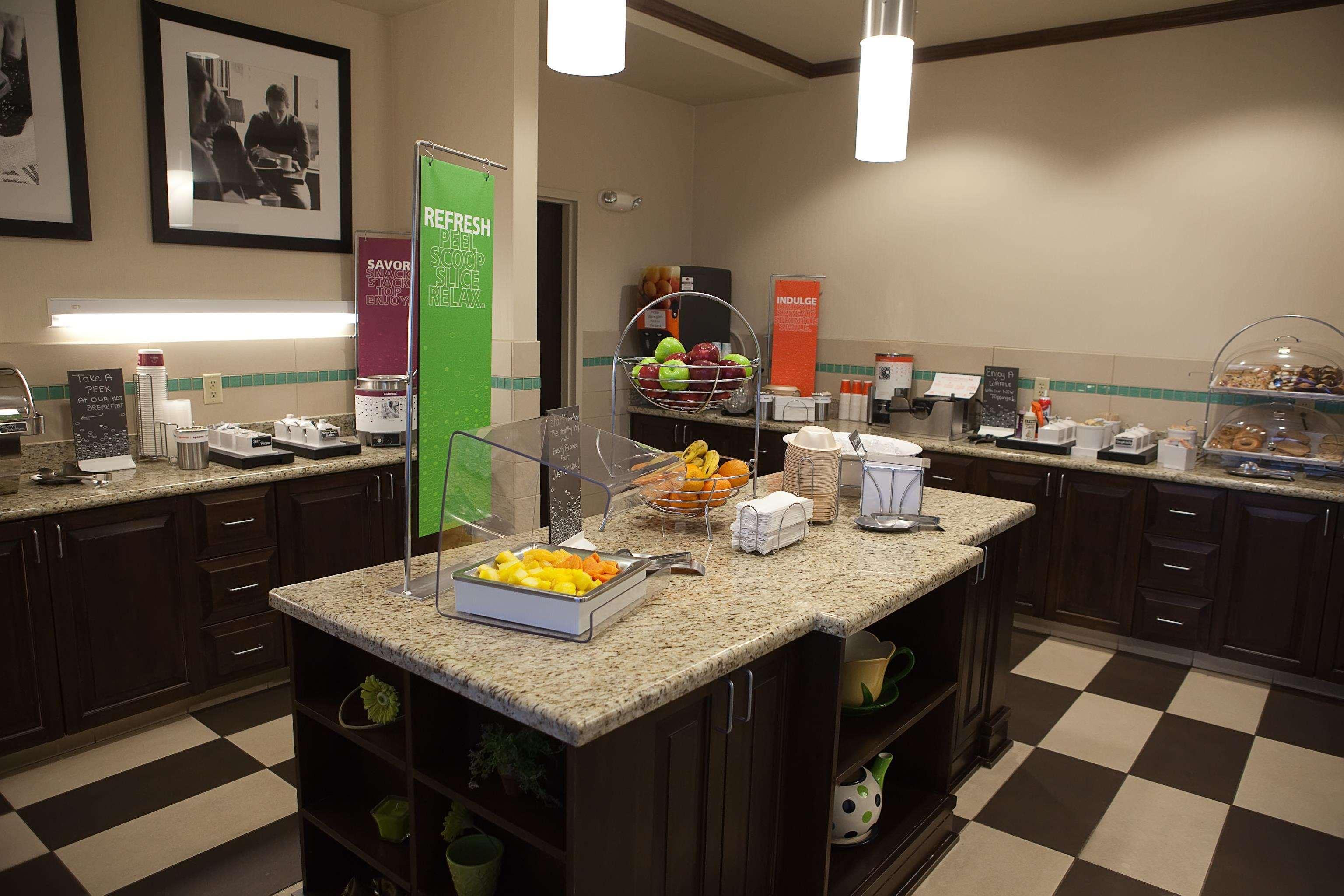 Hampton Inn Colby Exteriér fotografie